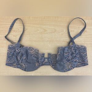 Christian Dior Intimates Purple Lace Underwire Bra Bead Accent; size 36C